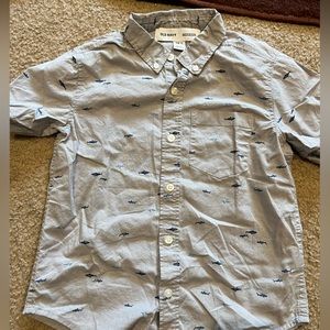 Boys Old Navy short sleeve button up size S (6/7)